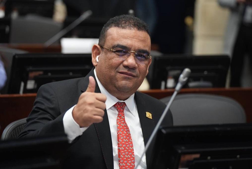 ANTONIO CORREA