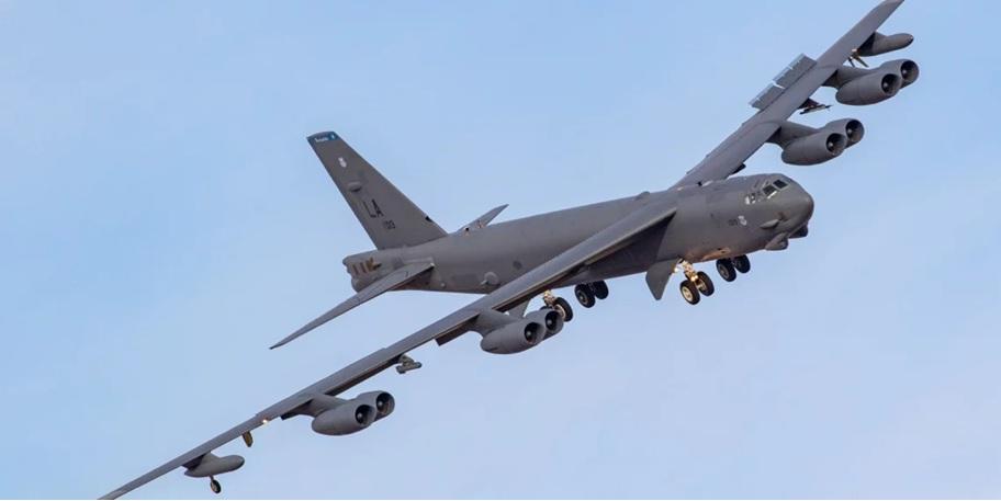 B52