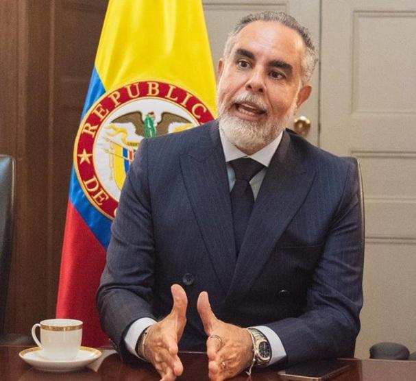 MINISTRO DEL INTERIOR