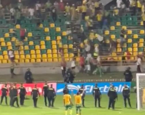 POR DESMANES EN EL ESTADIO