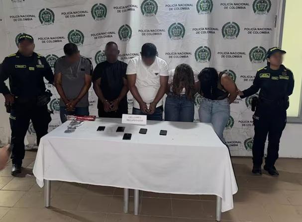 banda robo celulares