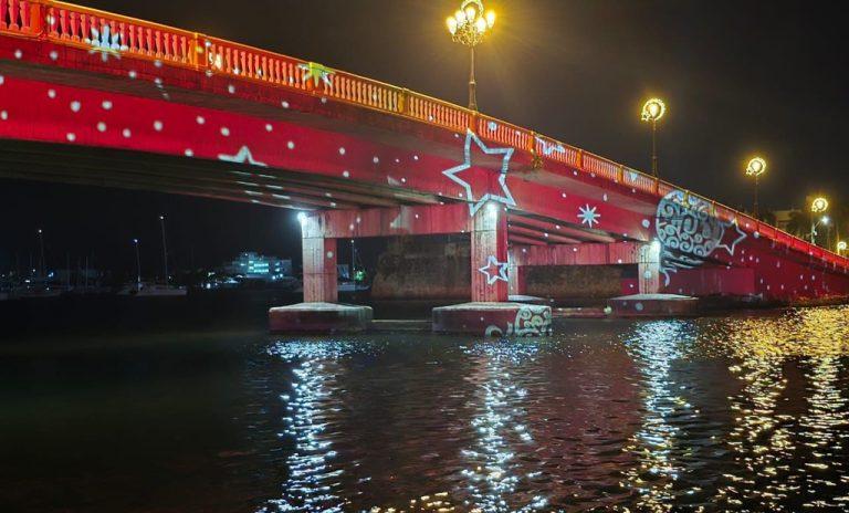 EL PUENTE ILUMINADO