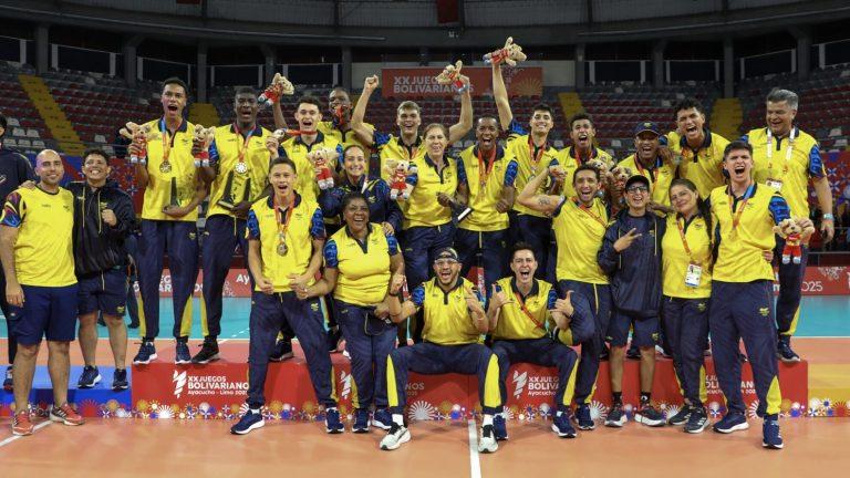 ESTA SI ES LA FOTO DEL EQUIPO