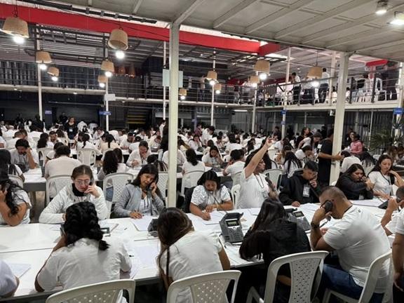 93 auditores