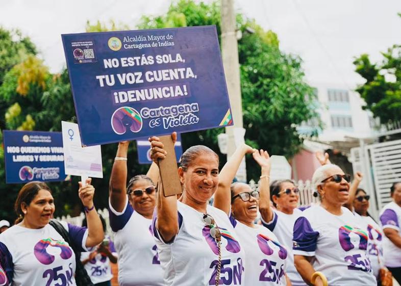 mujeres distrito