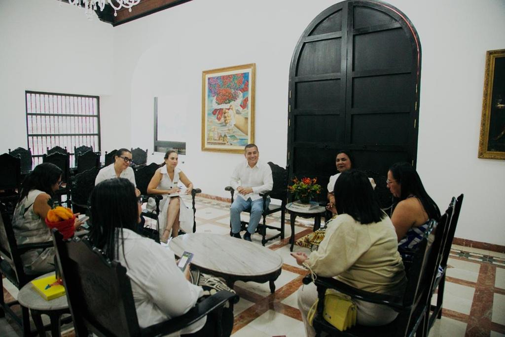 reunion en despacho