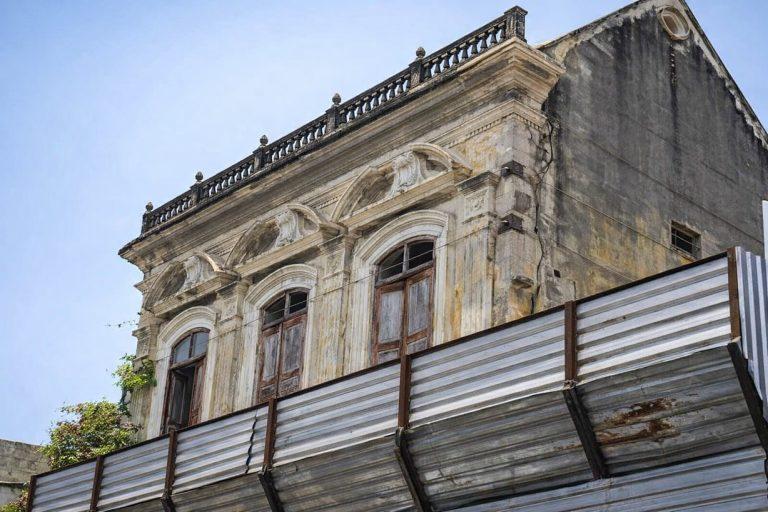 foto de la casa en ruinas