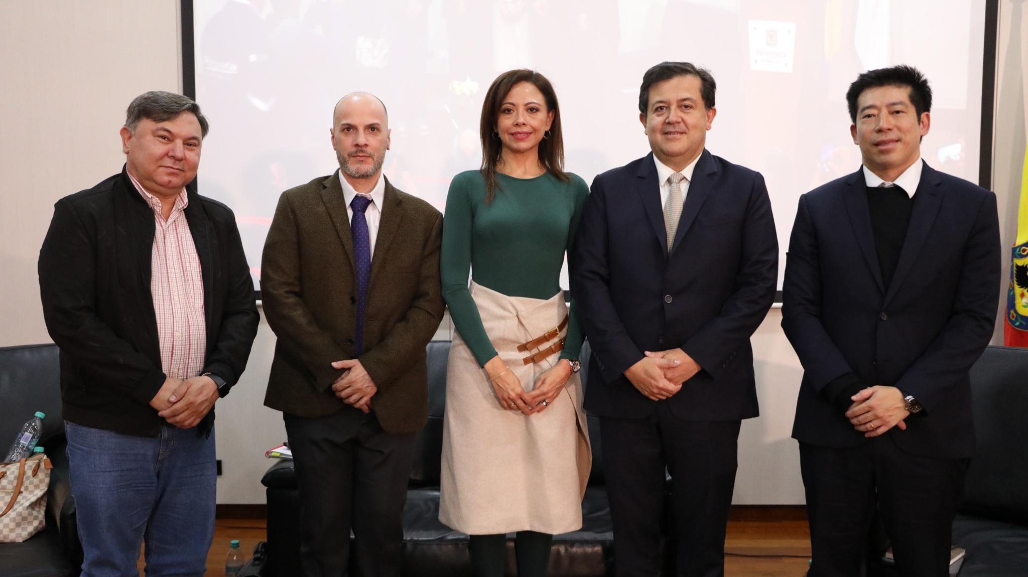 FOTO DE TOCAYO