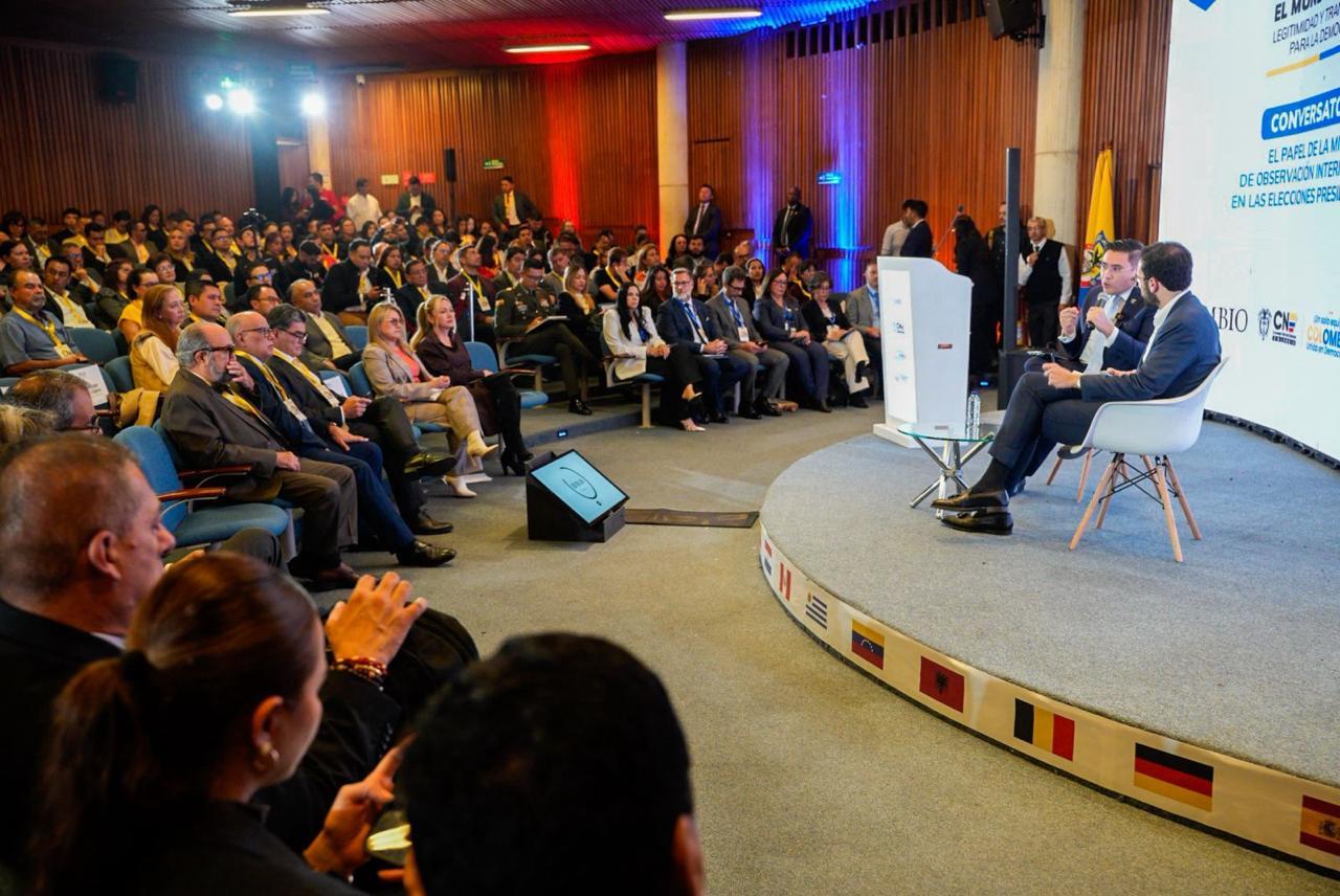 Foro_El_Mundo_Observa010