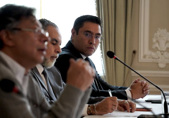 PETRO HABLANDO