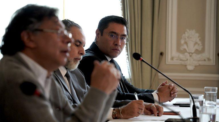 PETRO HABLANDO