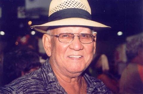 ROBERTO ANGLERO