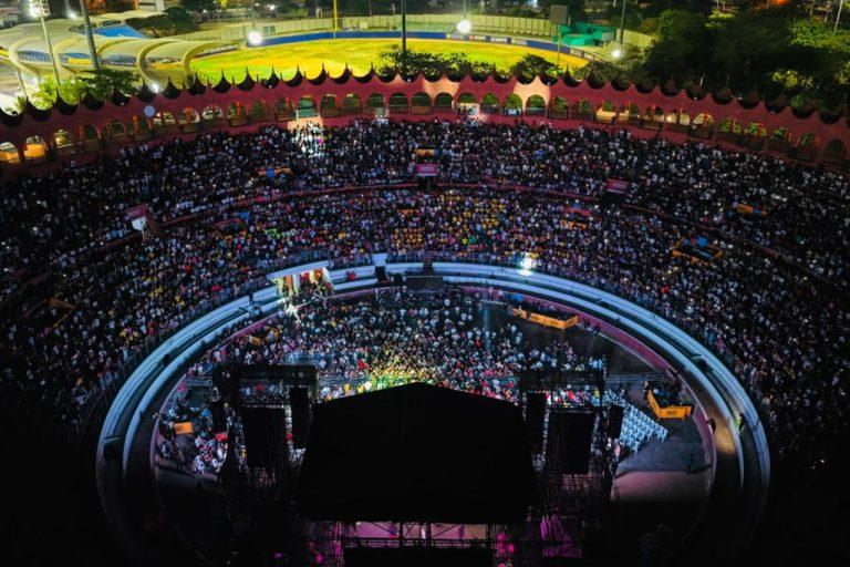 concierto en la plaza de toros