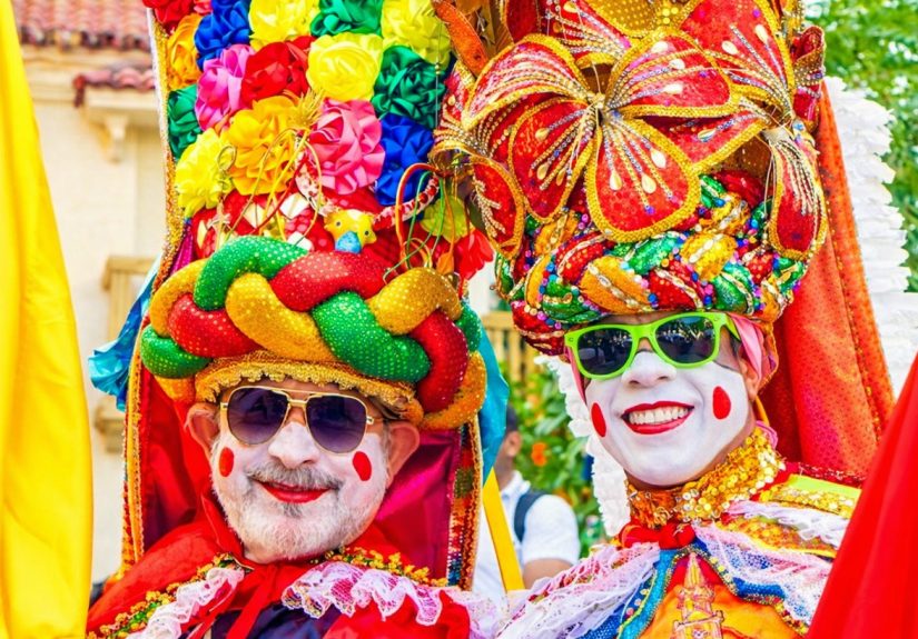 fiestas coloridas