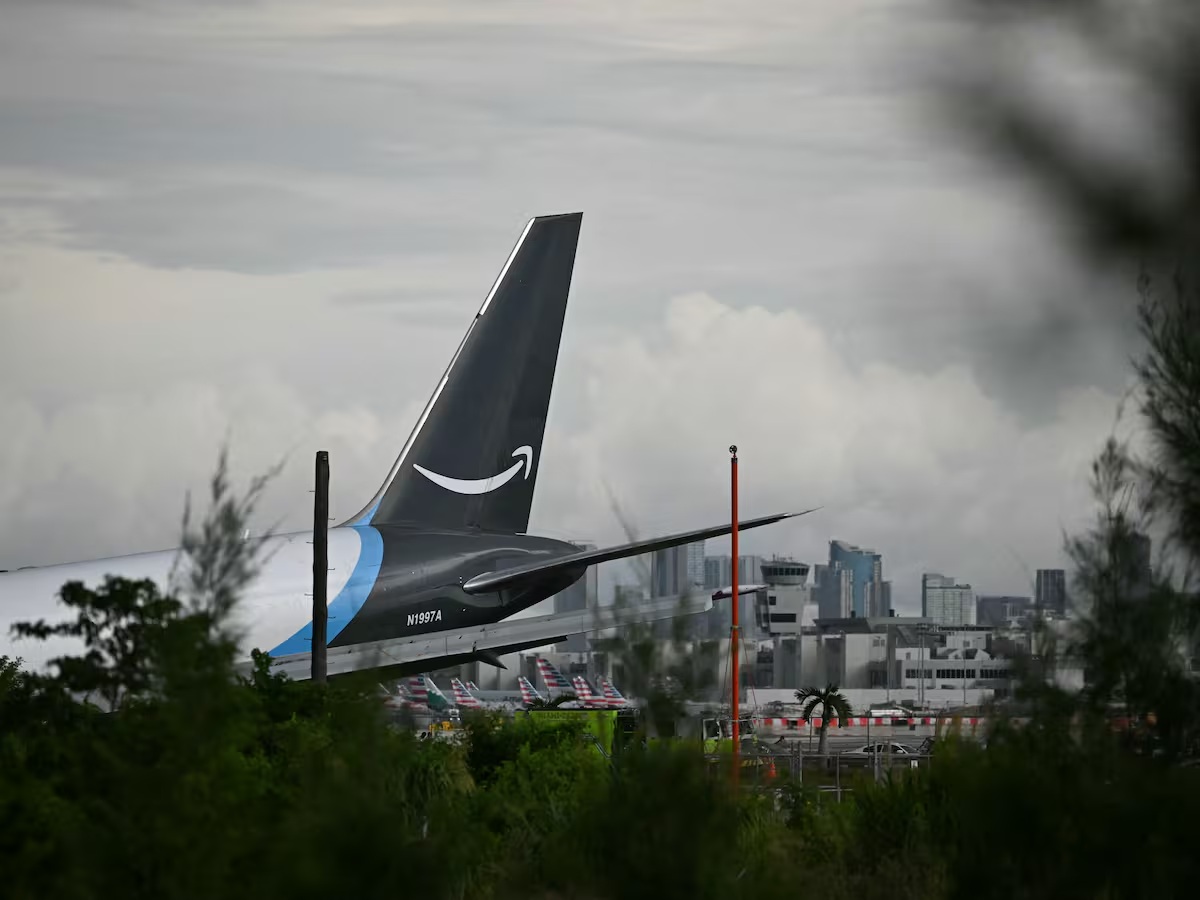 AVION DE AMAZON