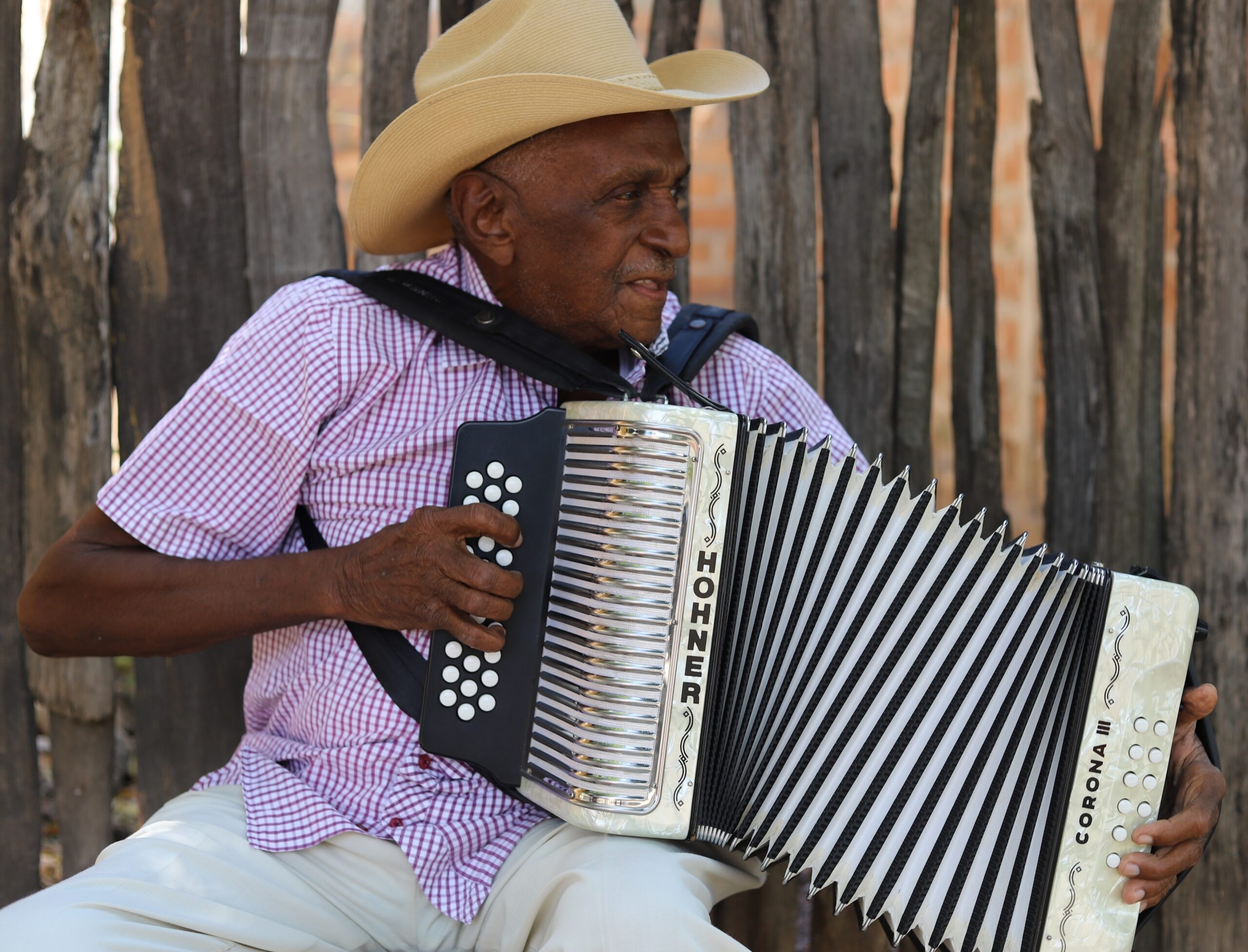 NAFER DURAN
