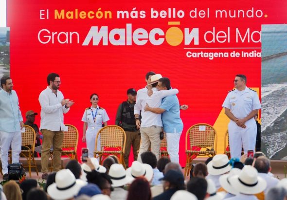 foto abrazo dumek y abelardo